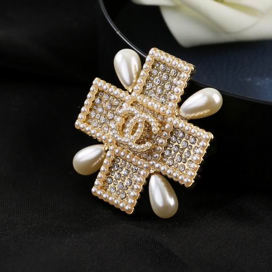Chanel Brooch 12lyh108